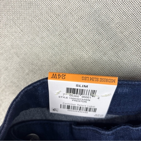 Style & Co Women’s Plus Size High-Rise Slim-Leg Jeans Size 24W - Picture 5 of 15